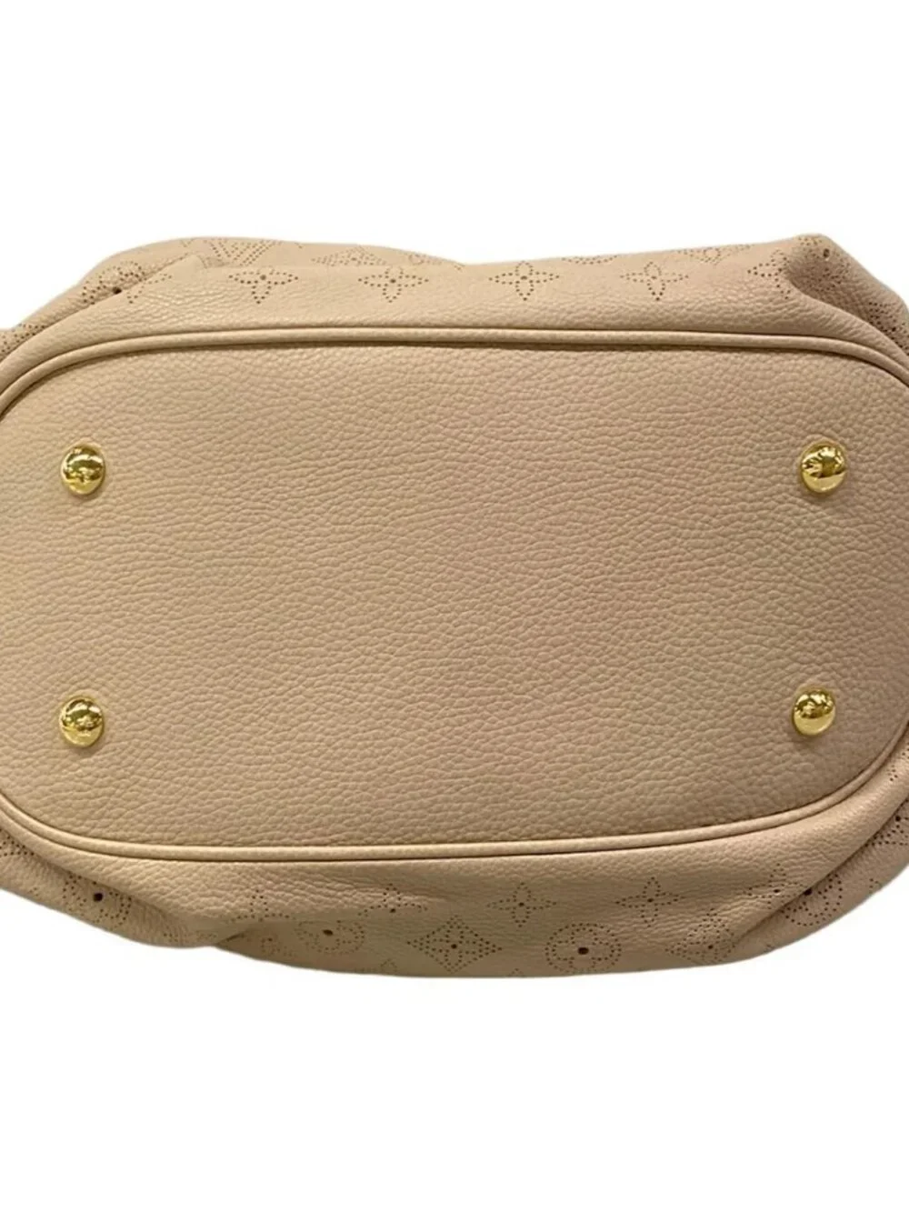 LOUIS VUITTON L M93979 Sable Mahina RC5111 Handbag
